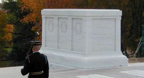 Graphics - MDC - Tomb Of The Unknowns